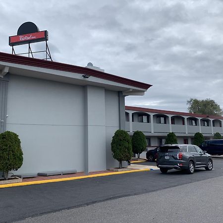 Red Roof Inn Copiague Екстер'єр фото